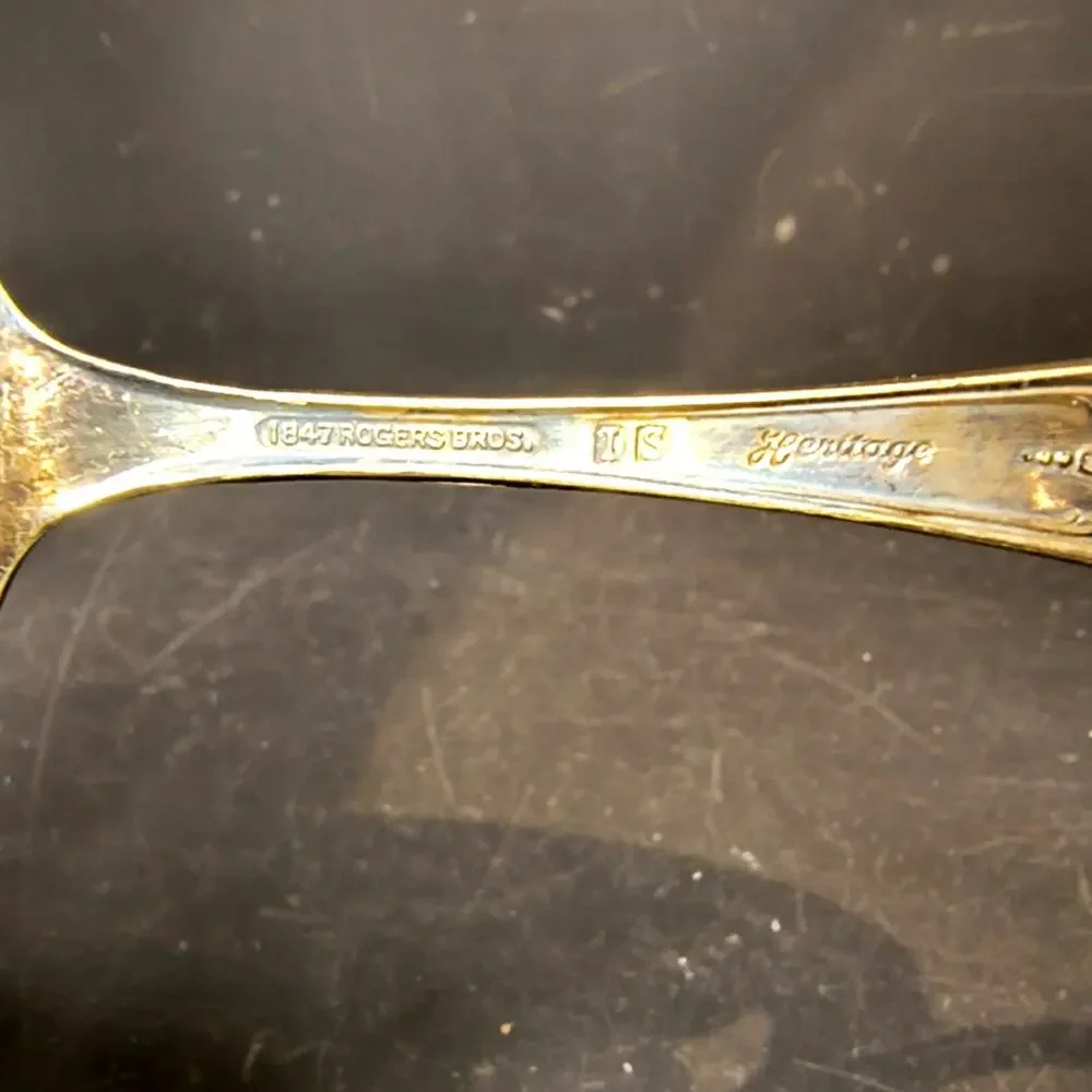 1860.  Vintage Rogers Bros Silver Plated Cake Pie Server Heritage Pattern